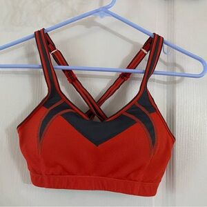 Women's moving comfort Sports Bra